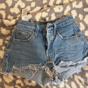 Denim High-Waisted Levi’s  Shorts